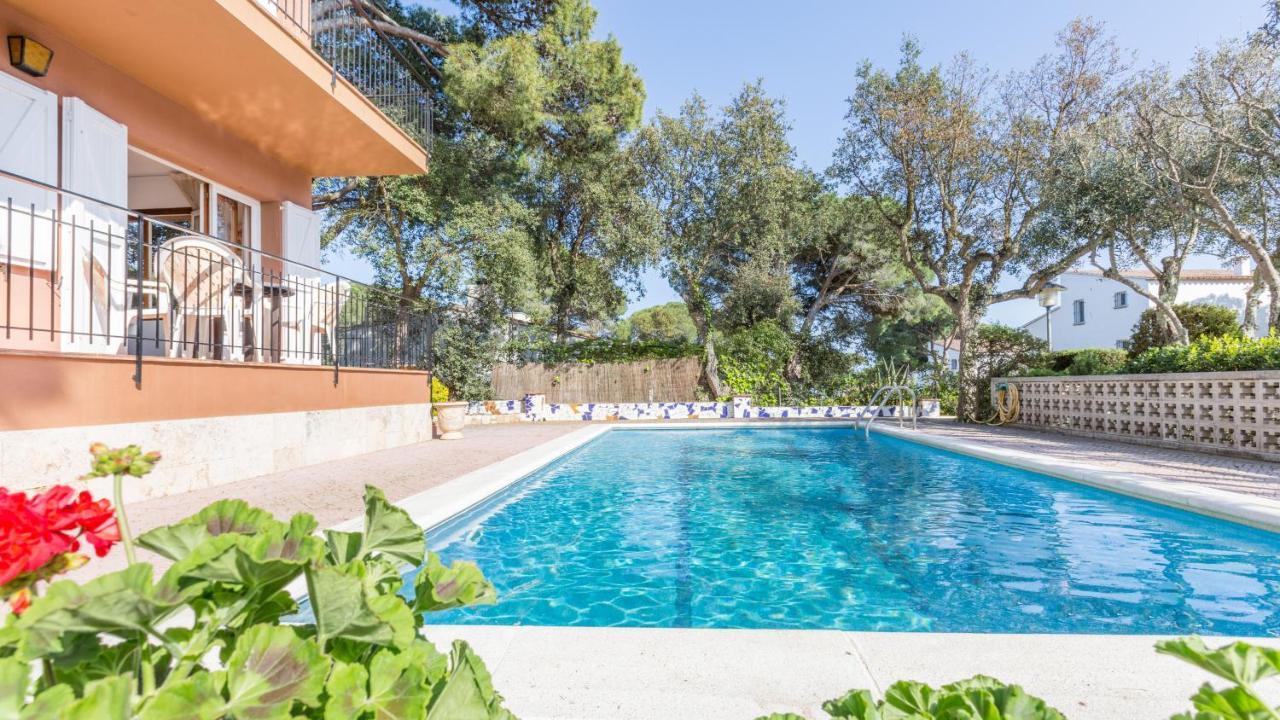 Est Benet - Calella De Palafrugell Apartman Kültér fotó